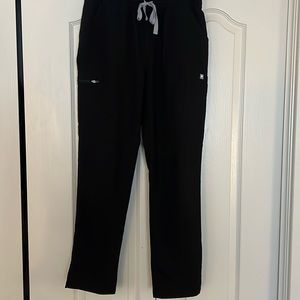 FIGS Technical Collection Scrub Bottoms -M